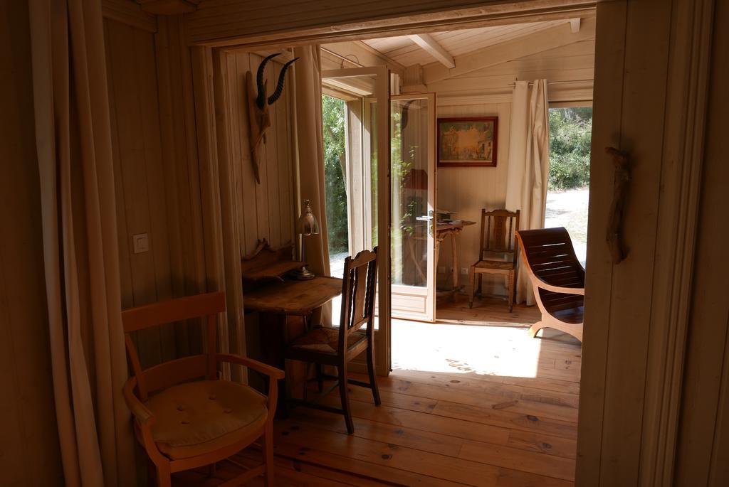 De La Leque Casa de Férias Fontvieille
